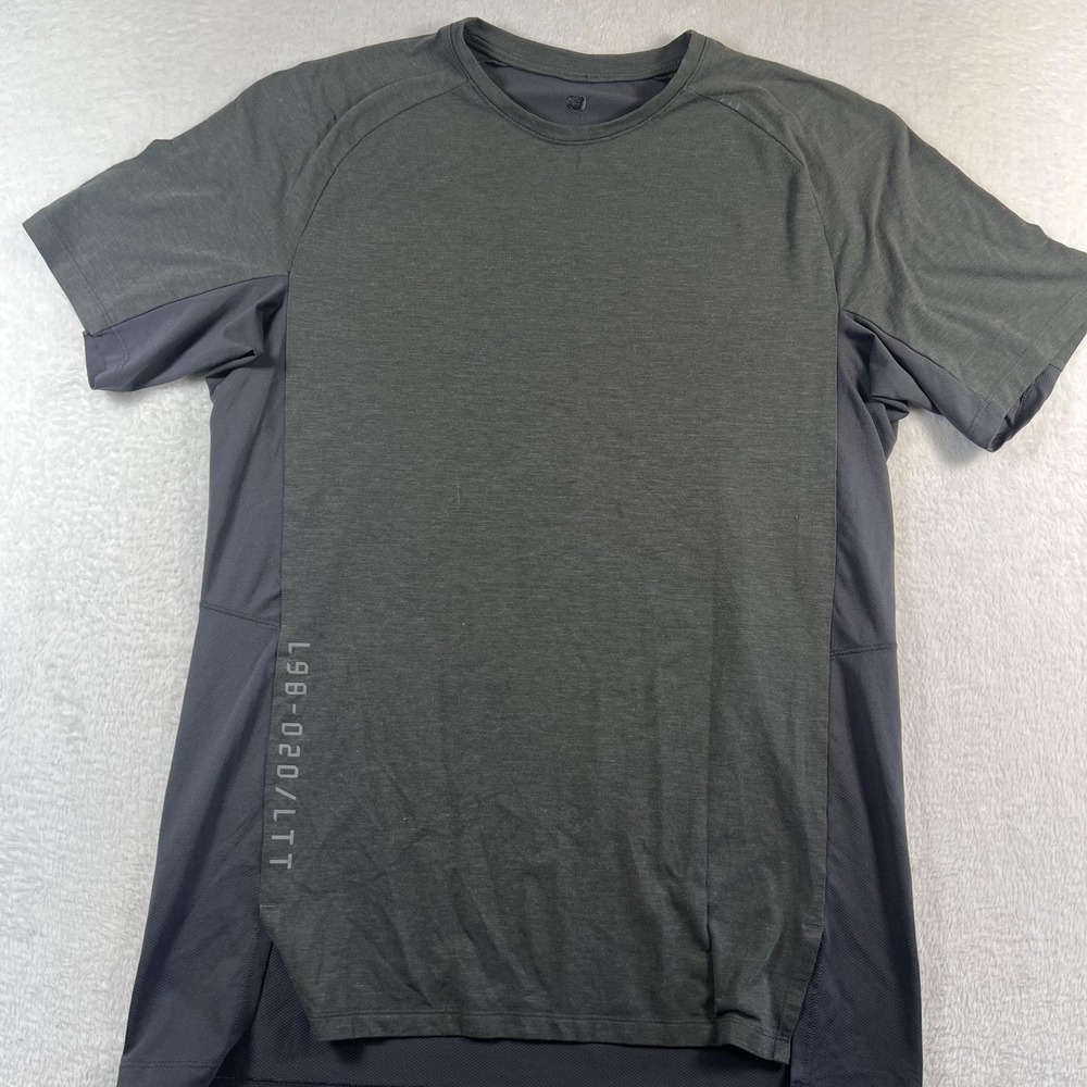 Lululemon Always Agile License To Train Shirt Mens Large Gray Short Sleeve